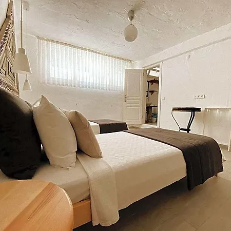 B House Cesme