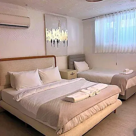 B House Cesme